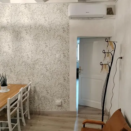 La Finestra Sulle Colline *